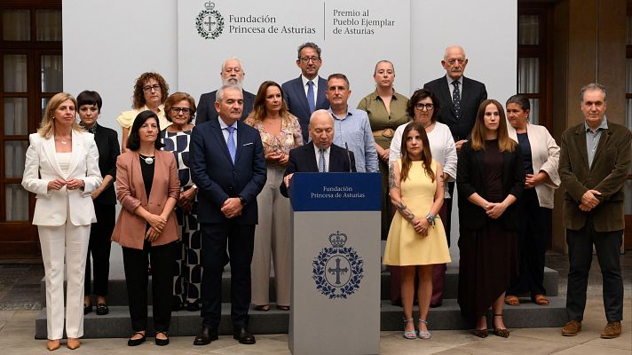 Panorama Regional - La pesca artesanal y de bajura obtiene visibilidad con el premio al 'Pueblo Ejemplar de Asturias 2026'
