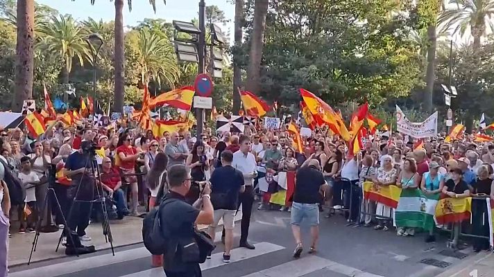 Noticias Andalucía - Apoyo al pueblo ceutí desde las calles andaluzas:  rechazo al gobierno y la televisión pública