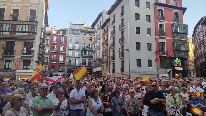 Telenavarra - Miles de Pamplona se unen en Pamplona para apoyar a Ceuta