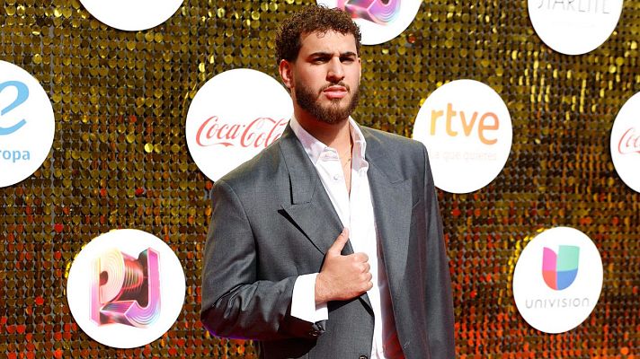 El cantante venezolano Alleh en la alfombra roja de los Premios Juventud en el espacio Starlite de Marbella