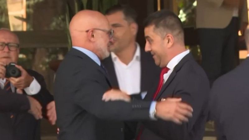 De la Fuente visita Ceuta junto a Louzán