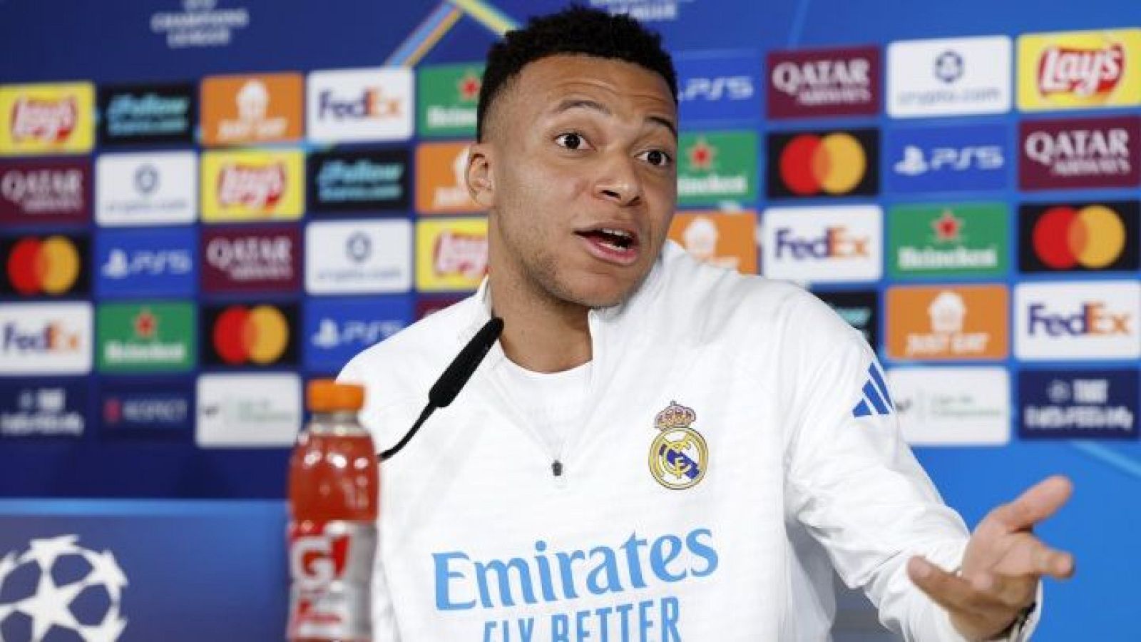 Kylian Mbappe durante la rueda de prensa del Real Madrid.