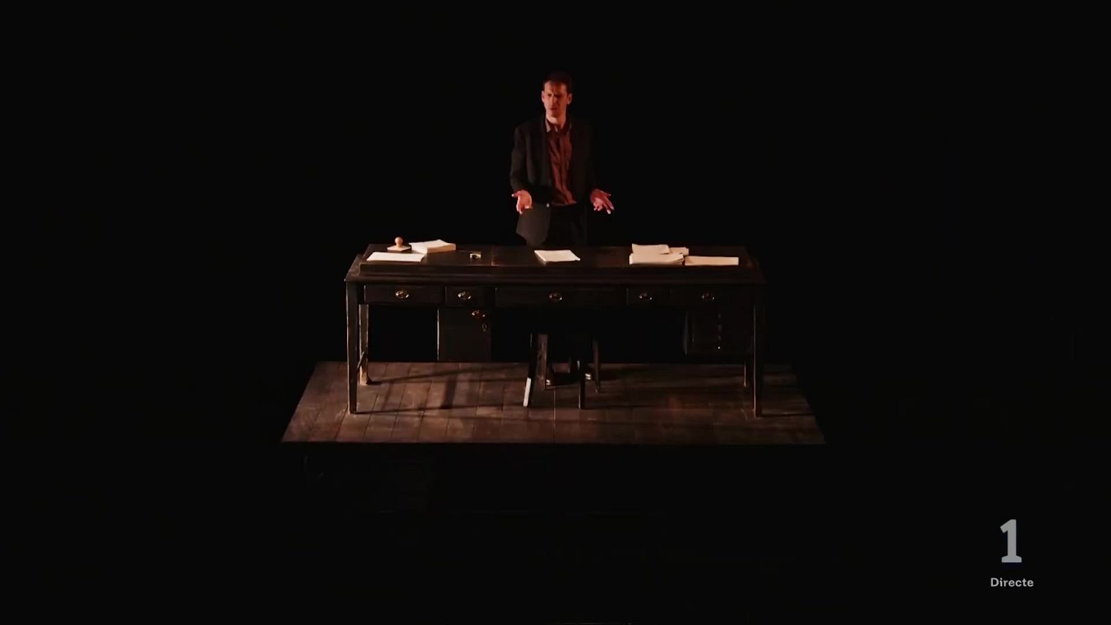 Albert Prat protagonitza Bartleby a la Sala Àtrium - L'Informatiu