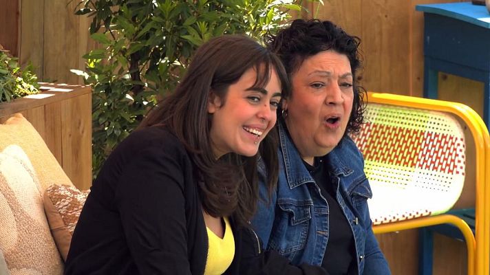 Dog House - Raquel y Zaida: “Yo por mis perros, mato”
