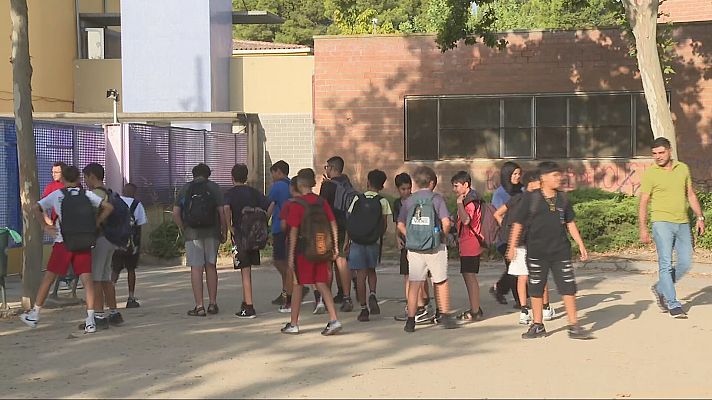 L'Informatiu - Vaga docent i incertesa en un inici de curs marcat pels nervis