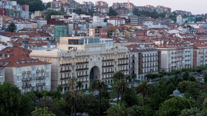 TeleCantabria - Programa Especial TVE: Faro Santander abre sus puertas