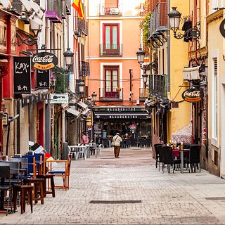 Vecinos del centro de Madrid frente a la gentrificaci�n: "Estamos pasando a ser una especie en peligro de extinci�n"