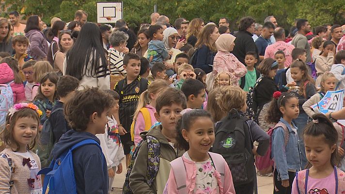 Destino: España - Vuelta al cole. 55.500 alumnos y alumnas inician el curso escolar en La Rioja. Hay menos estudiantes y más profesores