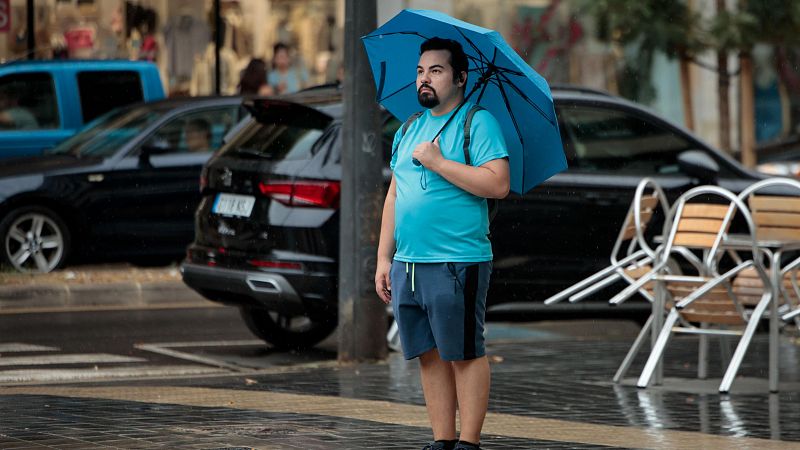 Las comarcas catalanas en alerta por lluvias torrenciales reanudan la movilidad