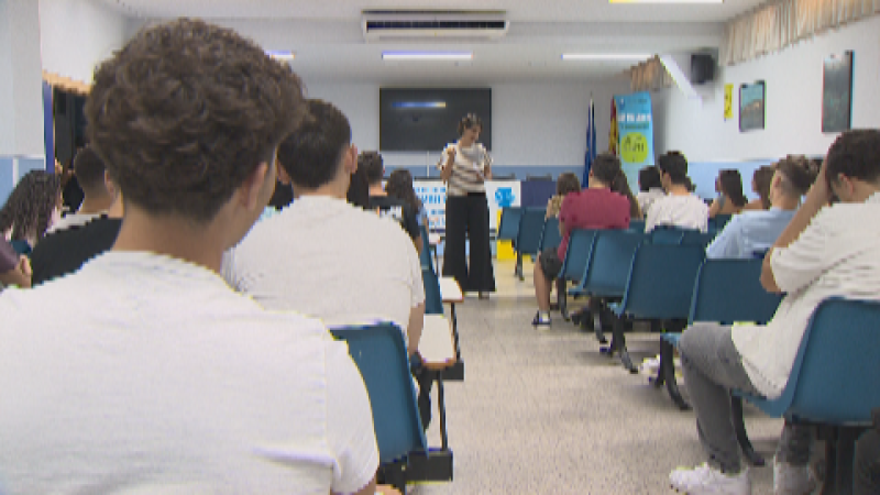 Este jueves comienza el curso en Extremadura  - Ver ahora