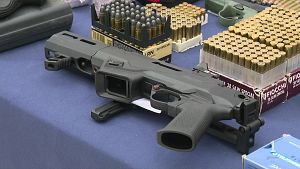 Decomissen un arsenal amb m�s de 600 armes a Figueres