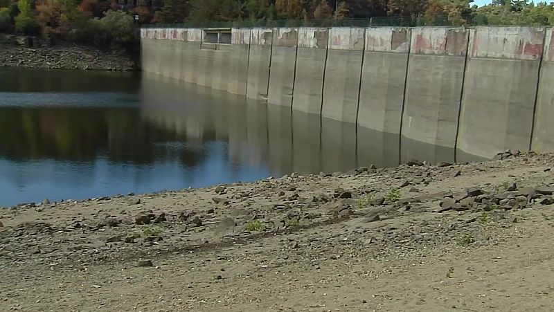 El embalse de Puente Alta en Segovia en alerta