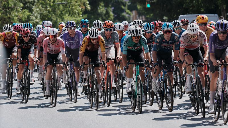 La Vuelta 2026: resumen de la etapa 19 entre V�lez M�laga y Pe�as Blancas