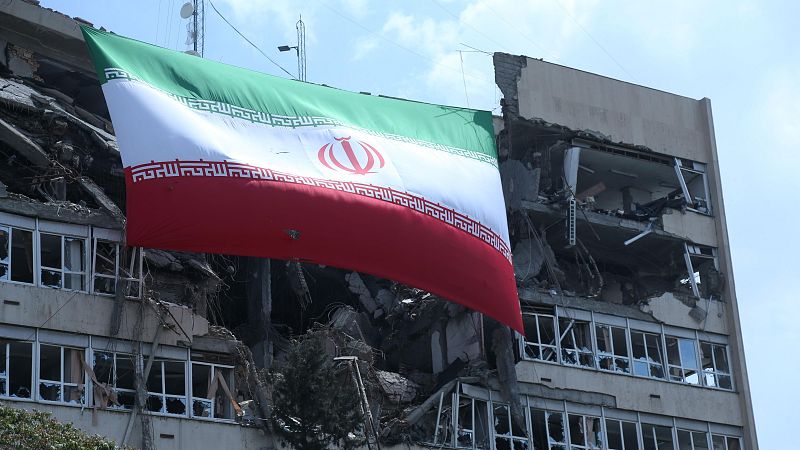 Irán, el nuevo frente de batalla de Trump tras prometer paz a sus votantes