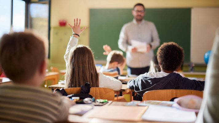 Telediario Fin de Semana - Los retos de los profesores con el último informe PISA