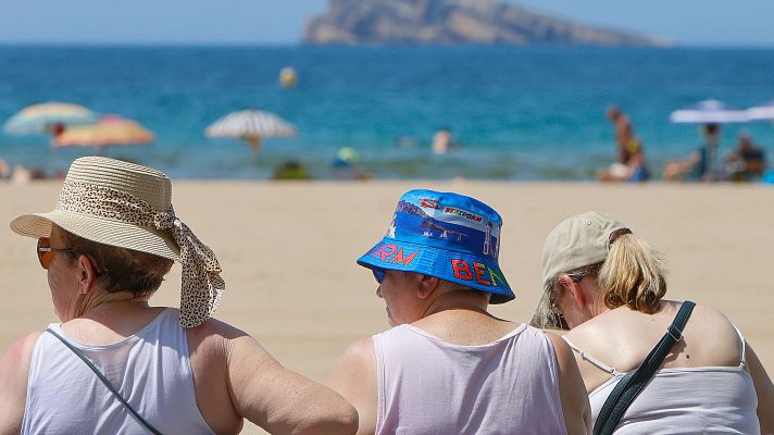 Telediario 1 - 870.000 plazas y tarifas desde los 50 euros: ya están a la venta los viajes del Imserso