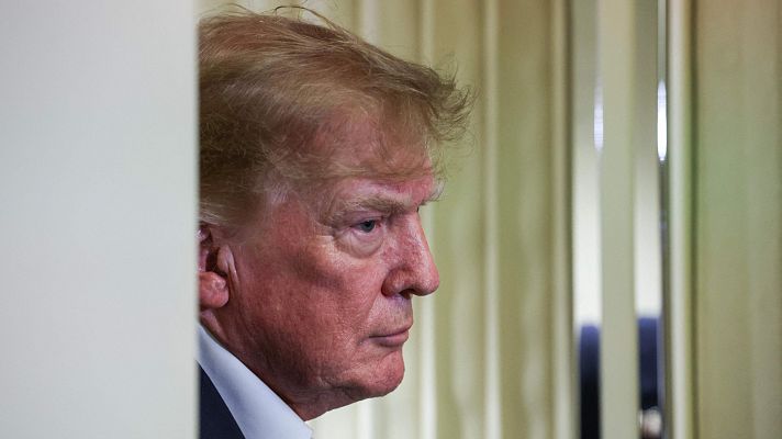 Informativo 24h - Trump desoye a las compañías y dice que la IA no necesita controles