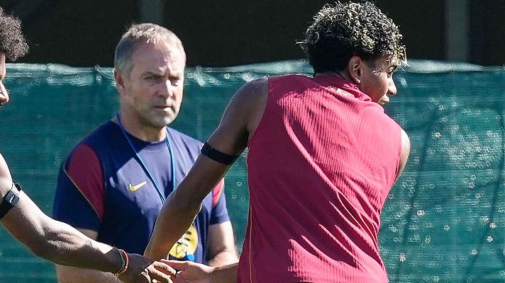 Fútbol - Hansi Flick: "Preferiría que Lamine no lo dijera, pero creo que se merece el Balón de Oro y le apoyaré"