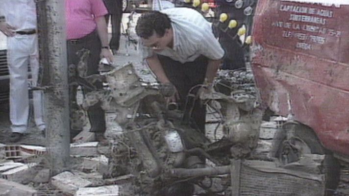 L'informatiu - Comunitat Valenciana - 35 anys de l'atemptat d'ETA a Mutxamel, amb 3 assassinats