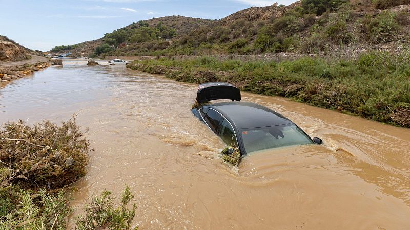 Activan nivel 1 del Plan contra Inundaciones ante el aviso rojo en Cartagena y Mazarrón