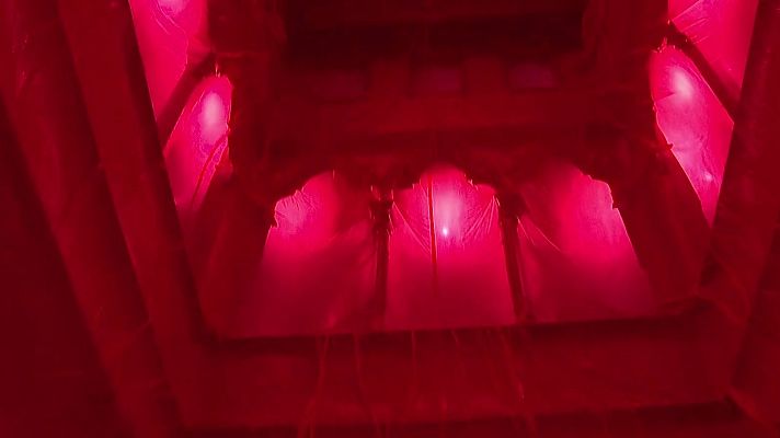 Noticias Aragón - Acercar la arquitectura a la calle a través de una burbuja roja