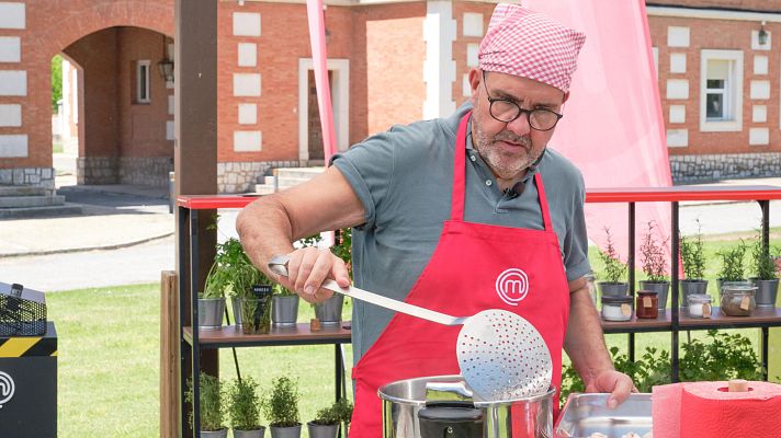MasterChef Celebrity - Se le rompe el pantalón a Flo en MasterChef