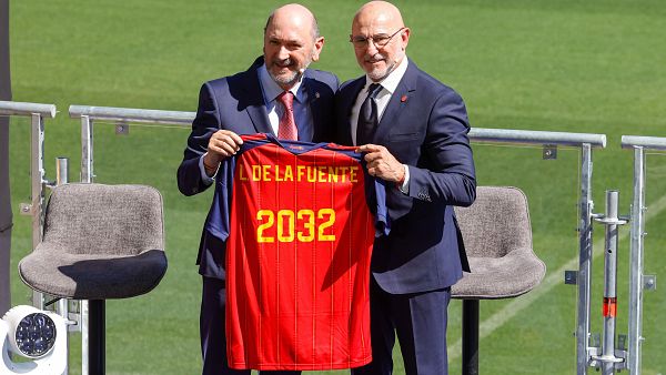 Luis de la Fuente renueva como seleccionador de Espa�a hasta 2032