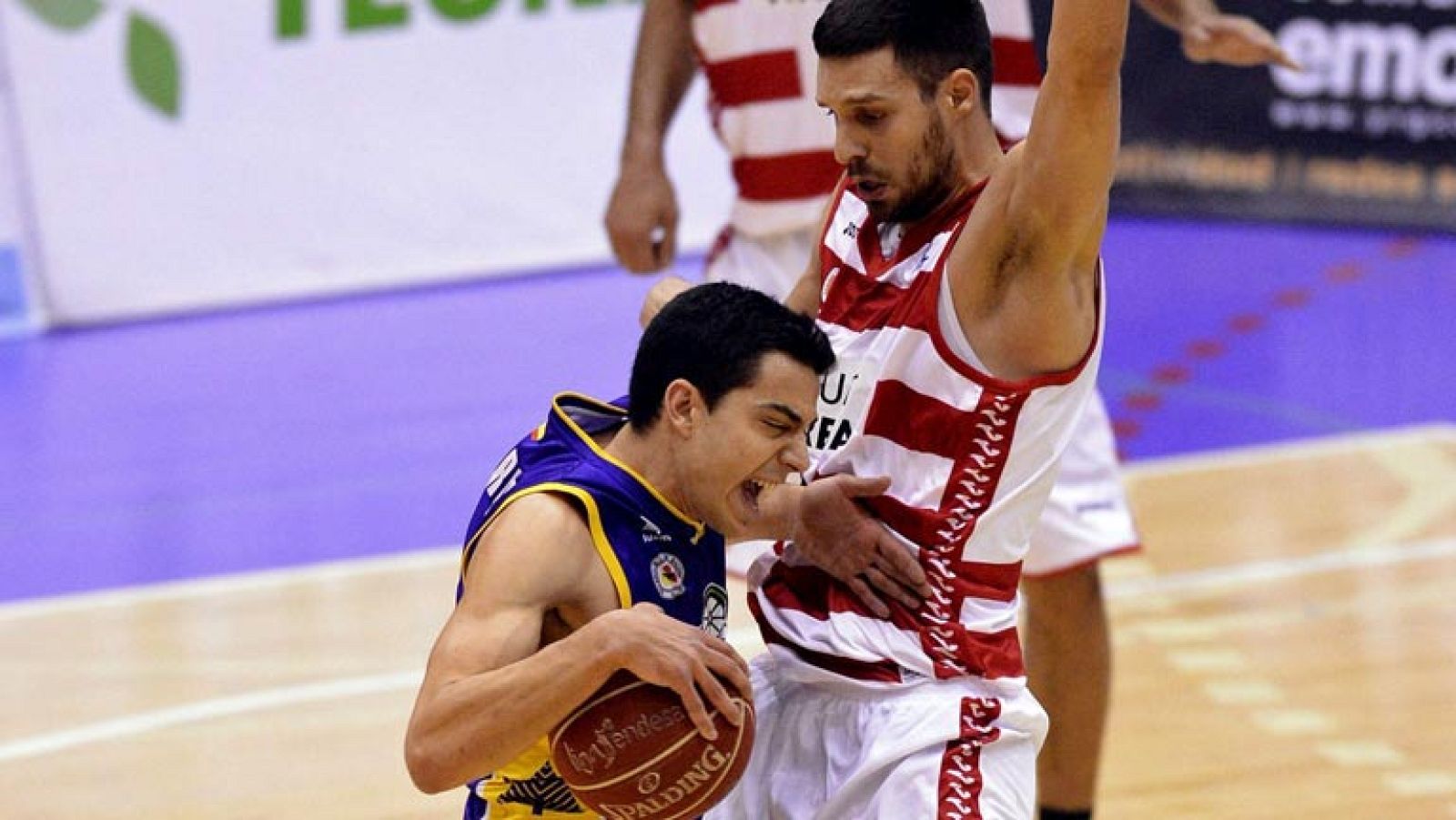 Blancos de Rueda 86-73 Basquet Manresa