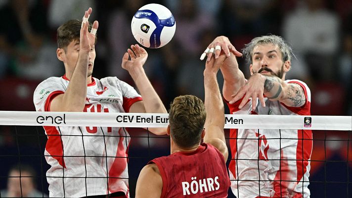 Voleibol - Campeonato de Europa Masculino.  1/4 final: Polonia -  Alemania 