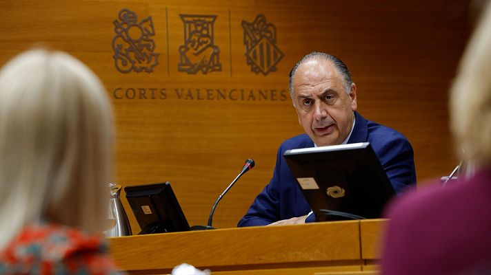 L'informatiu - Comunitat Valenciana - El conseller d'Emergències, Juan Carlos Valderrama, compareix per a explicar la gestió dels incendis