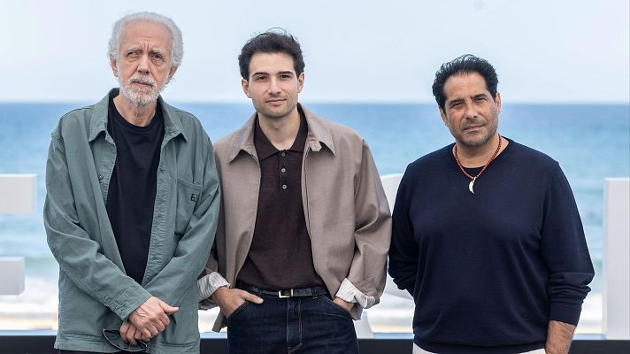 Telediario 1 - Fernando Trueba presenta en San Sebastián el documental 'Bajañí', sobre Niño Josele