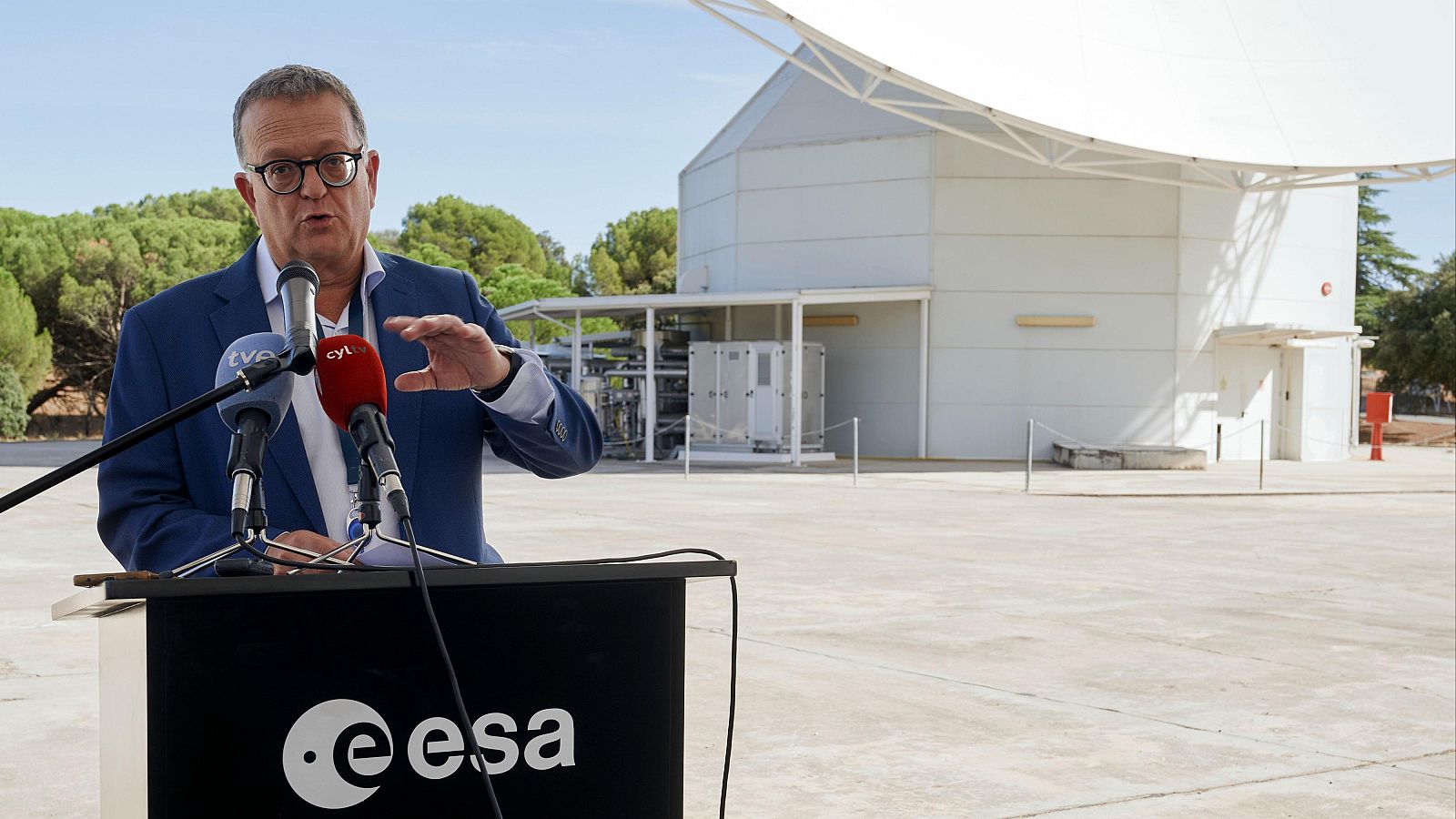 El director de la Estación de Espacio Profundo de Cebreros, Jorge Fauste