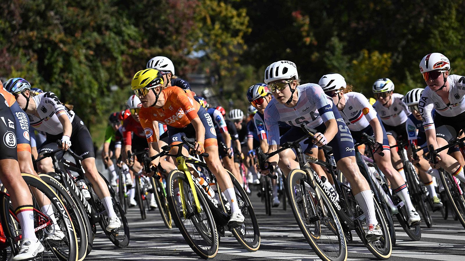 Resumen de la carrera en línea élite femenina del Mundial de ciclismo 2026