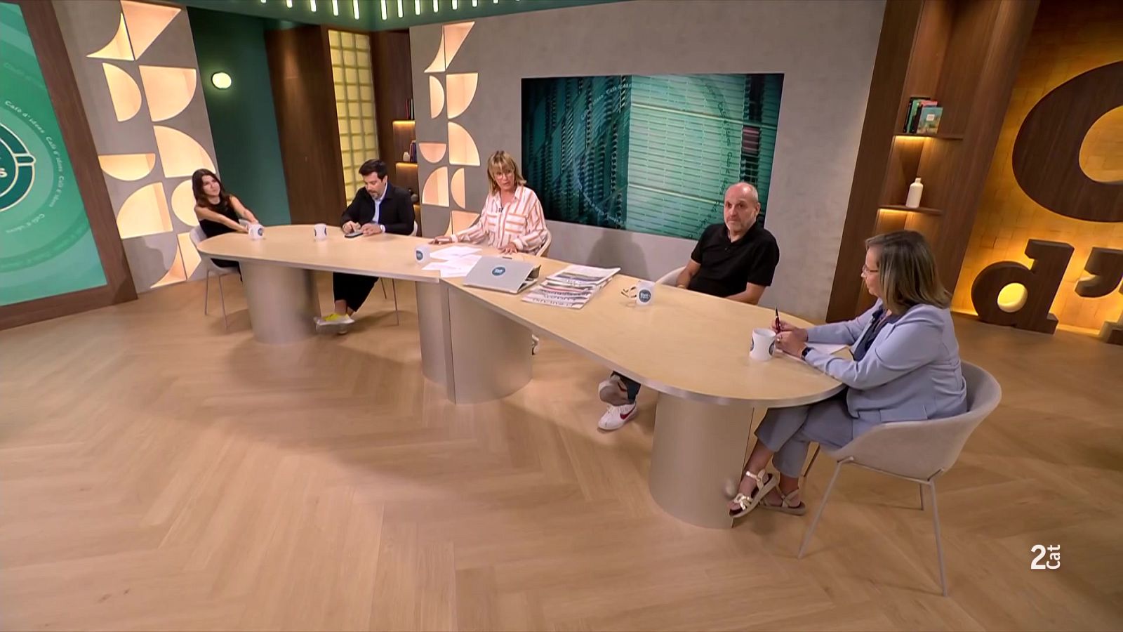 Crisi de l'habitatge: debat entre Som Habitatge i el Sindicat de Llogateres