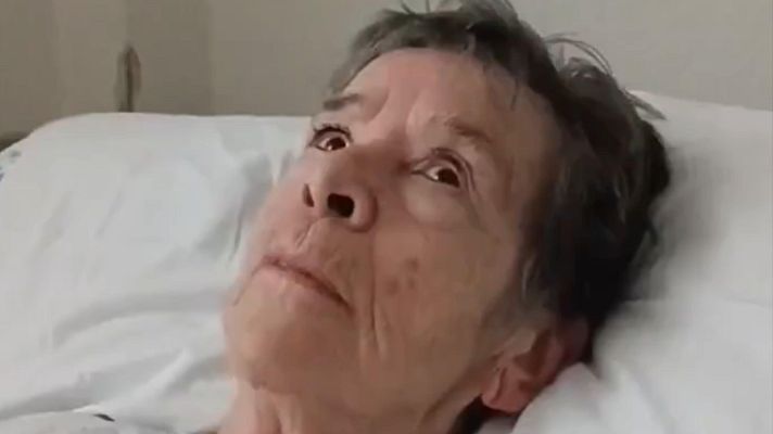 Telediario 1 - Maricarmen publica un nuevo video en el que apoya a los acampados de Sol: "¡Defended lo que es vuestro!"
