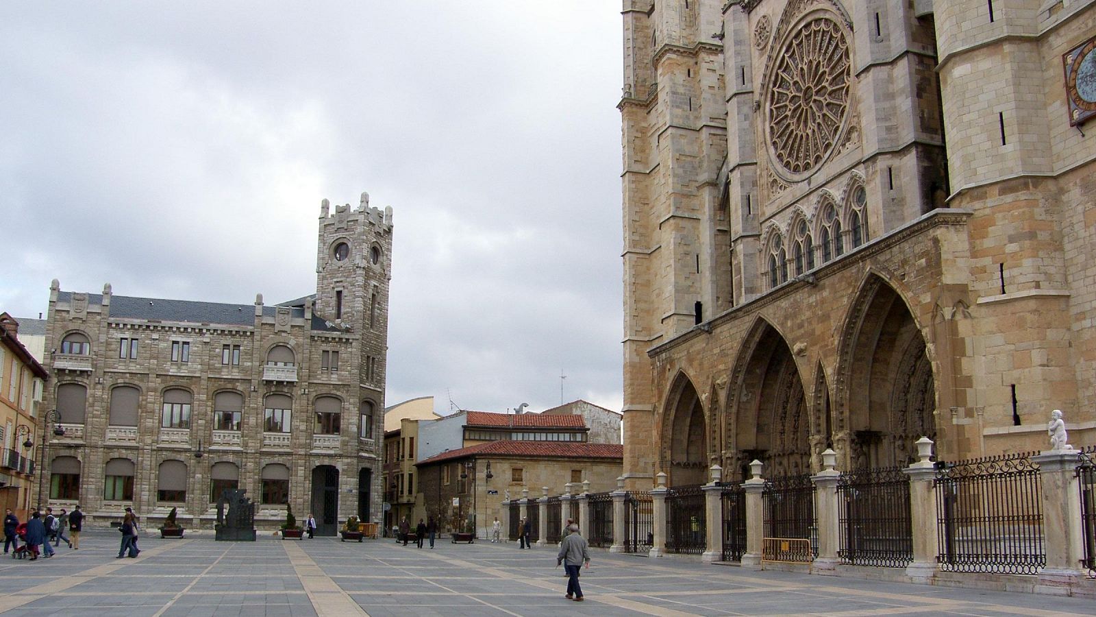 Plaza de León