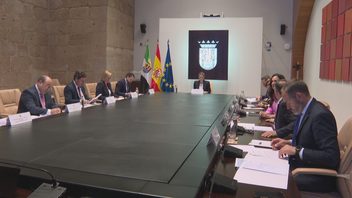 Noticias de Extremadura - Aprobados 10 millones de euros en equipos de última generación para intervenciones de neurocirugía del SES