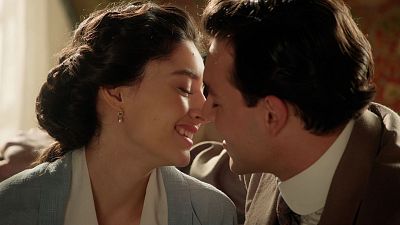 Curro y Ángela, a puntos de ser descubiertos por Leocadia