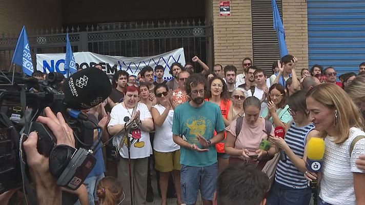 L'informatiu - Comunitat Valenciana - S'ajorna 10 dies el desnonament de Daniel González, investigador de la Universitat de València