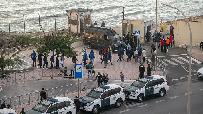 Telediario 1 - Ante la incertidumbre de Ceuta, muchos migrantes deciden regresar a Marruecos