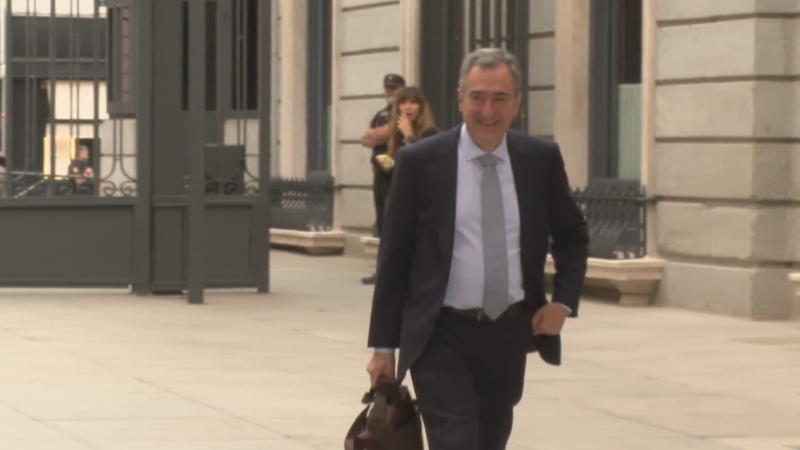 El presidente del PNV, Aitor Esteban, llega al Congreso de los Diputados
