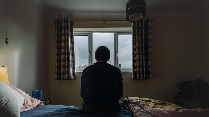 Telediario 2 - ¿A quién protege más el decreto de vivienda?