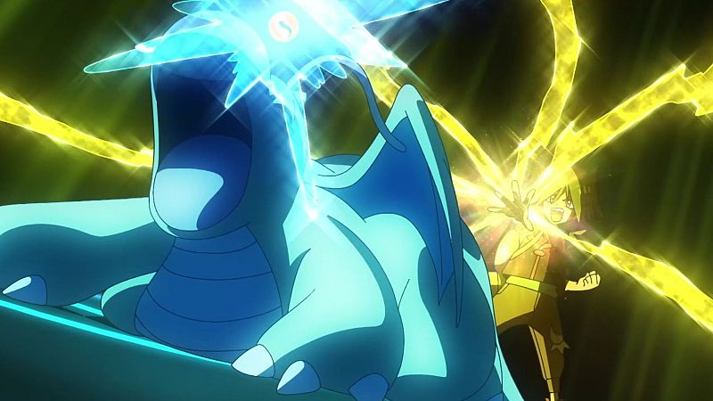Dragonite brilla en tonos azules durante su Teracristalización mientras su entrenador Hassel, del Alto Mando, grita una orden de combate en una escena llena de energía.