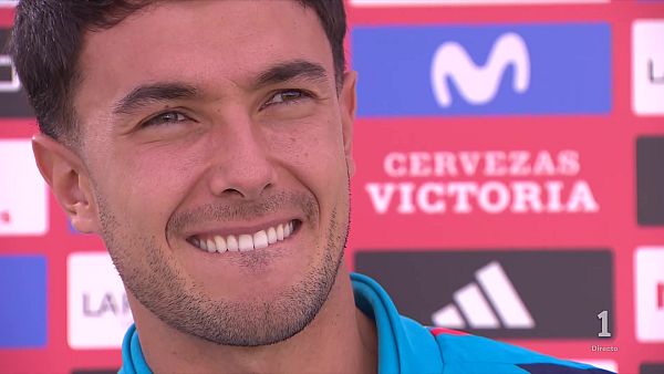 Zubimendi: "No soy tonto. El mejor mediocentro del mundo est� delante de m�"