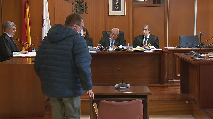 TeleCantabria - El acusado de fotografiar a menores en la playa asegura que ya no le "excitan"