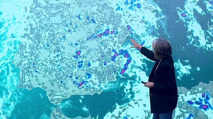 Informativo 24h - Alerta roja por riesgo extremo por lluvias y tormentas en el sur de Tarragona y en el norte de Castellón