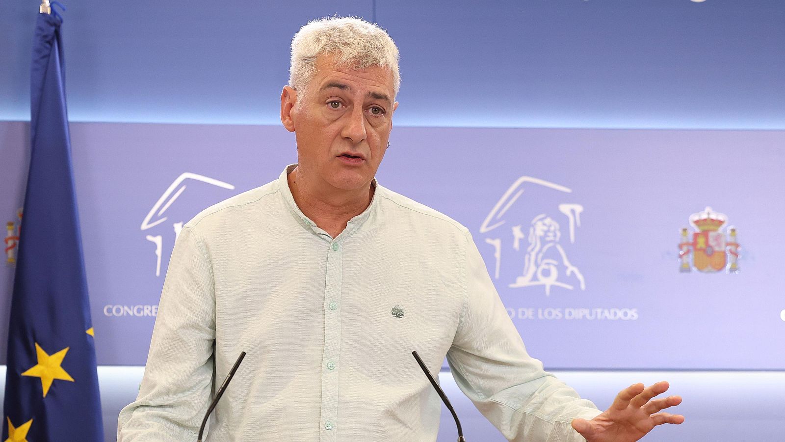 El portavoz adjunto de EH Bildu en el Congreso, Oskar Matute, durante una rueda de prensa.