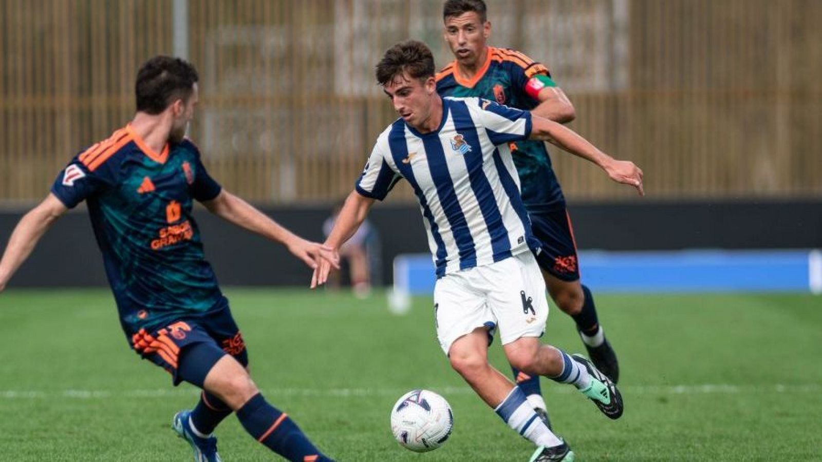 Real Sociedad B - Granada, jornada 8 de Segunda División 2026-2027