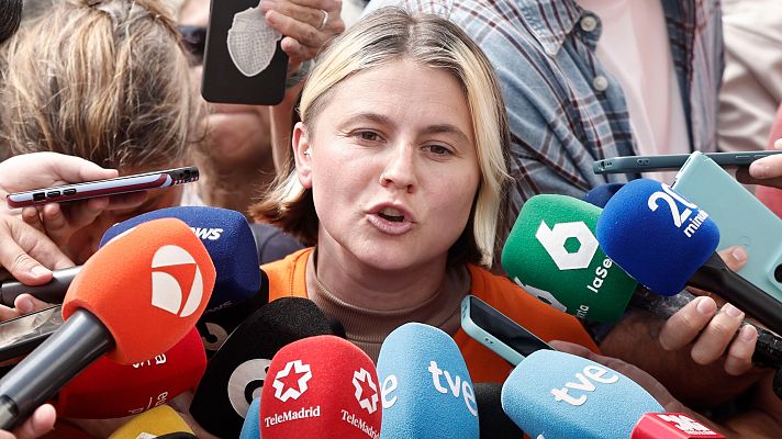 Telediario 2 - Valeria Racu, portavoz del Sindicato de Inquilinas: "La acampada en Sol sigue hacia adelante"