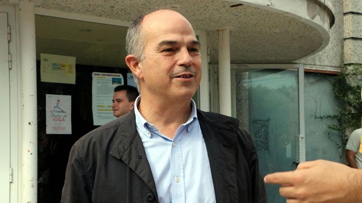 L'Informatiu - Junts s'espolsa la responsabilitat per la derogació dels decrets d'habitatge